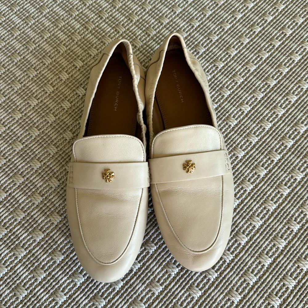 Tory Burch Ballet Loafer Cream - size 8 - Great Condition